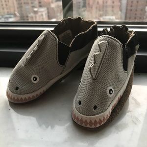 Robeez Dino Dan soft sole shoes 12-18 months